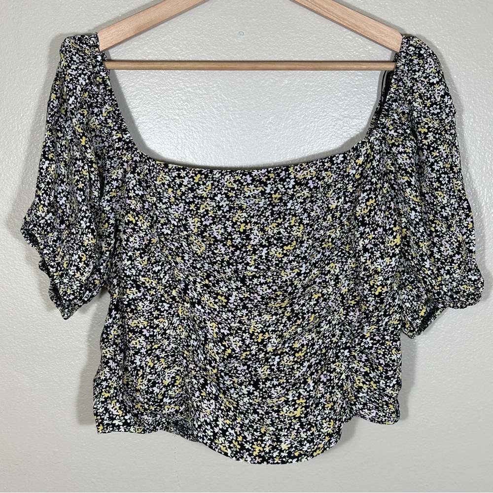 NEW Sophie Rue Black Floral Ruffle Blouse Short Sleeve Top